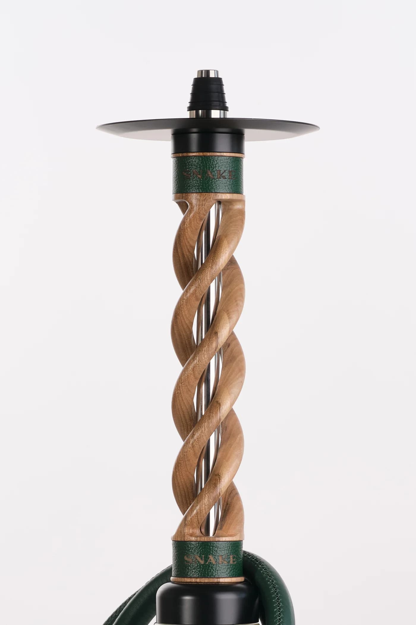 Snake Hookah Spiral — дерев'яна спіраль зблизька